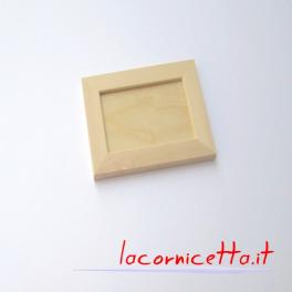 Portafoto con cornice piatta, legno faggio naturale grezzo PORTAFOTO LEGNO  NATURALE PortaFoto .7x.7 cm - Ingombro 11x11 cm - Cornice 2,5 x h1,3 cm